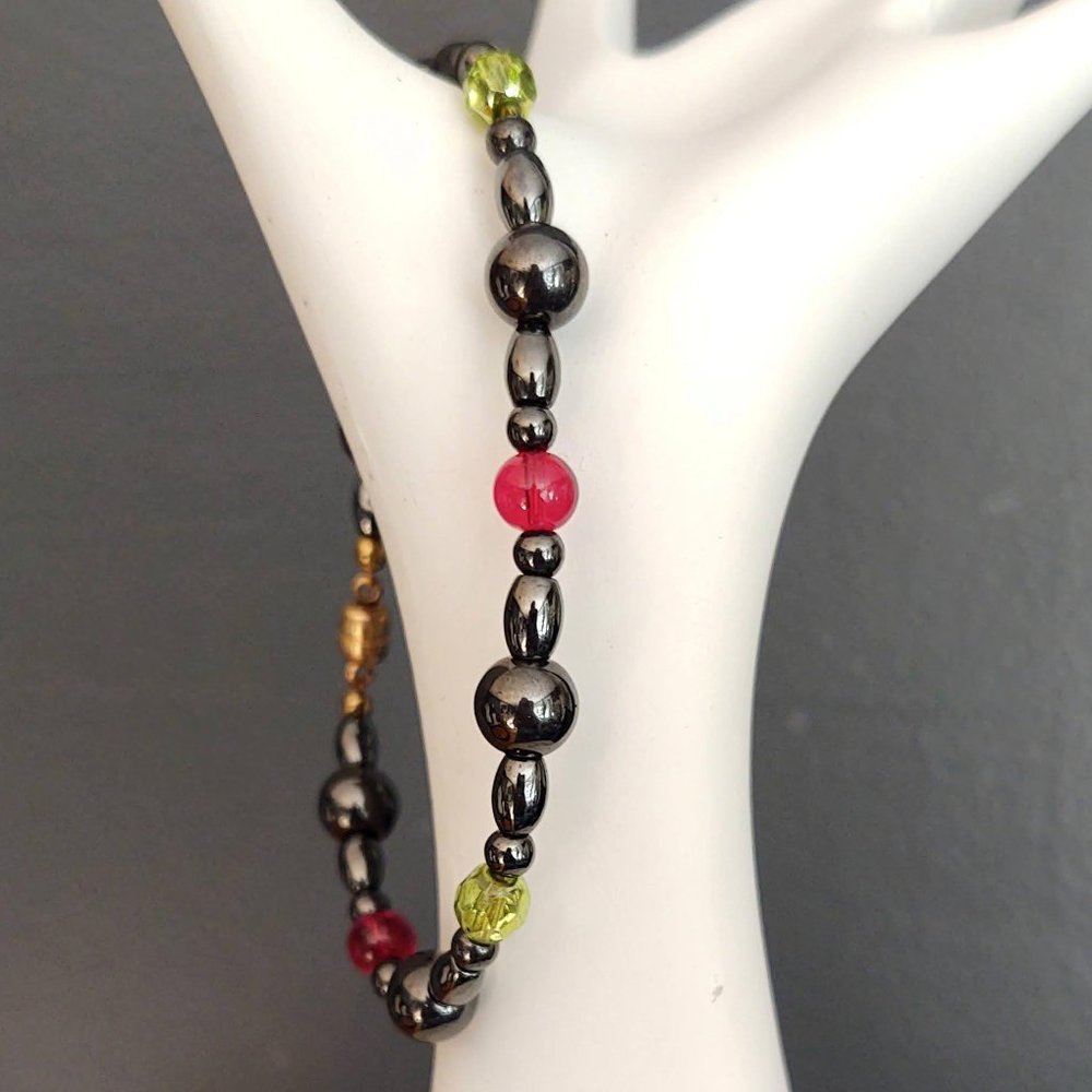 Hematite, red and green beaded bracelet